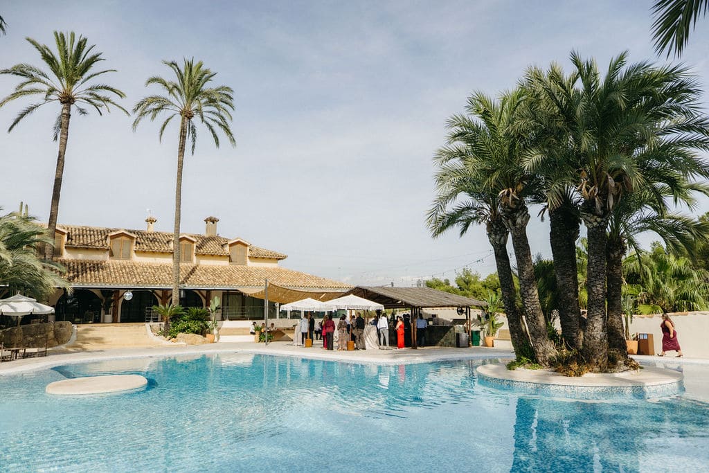 Piscina en finca para bodas Les Palmeres Benidorm